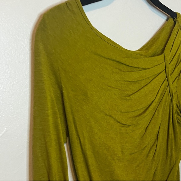 Chic Olive Green Draped Women's Blouse - Picture 4 of 10